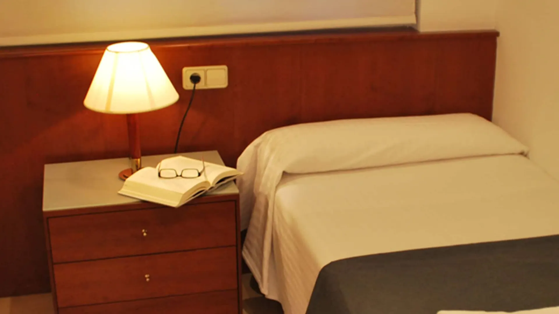 Aparthotel Napols - Abapart Βαρκελώνη