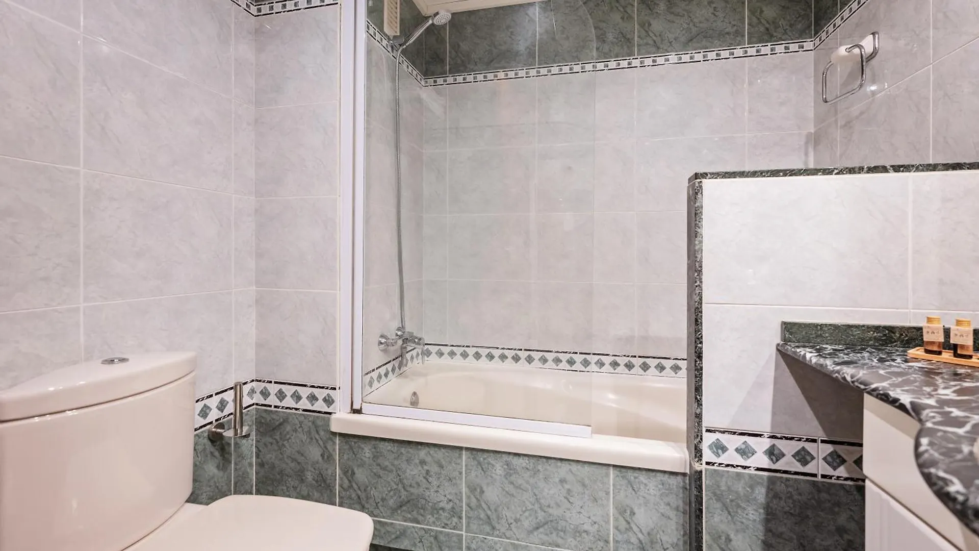 **  Aparthotel Napols - Abapart Βαρκελώνη Ισπανία